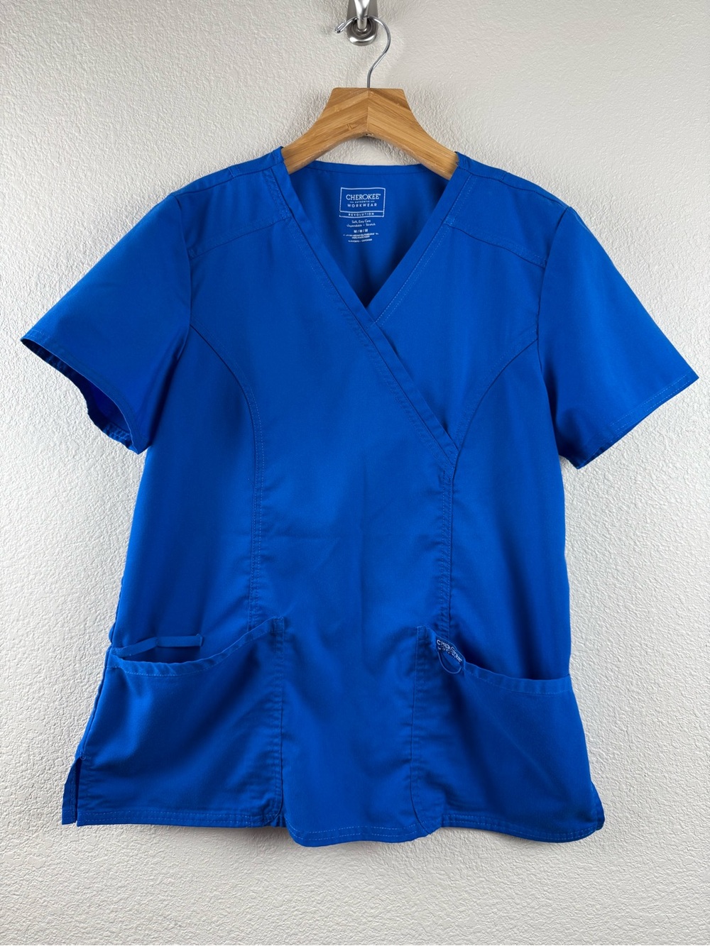 Cherokee Workwear Classic Blue V-Neck Scrub Top - Size Medium